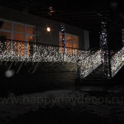 Новогоднее оформление гирляндами в поселке Новое Лапино